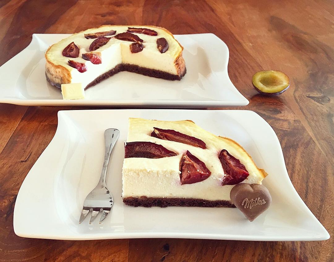 Doppel Schoko Pflaumen Käsekuchen