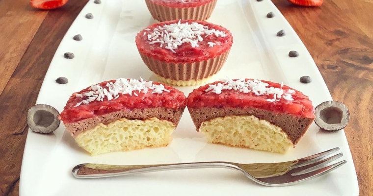 Schoko Vanille Erdbeer Kokosnuss Muffins