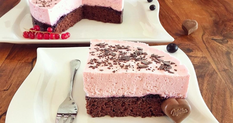 Schoko Blaubeer Johannisbeer Kuchen