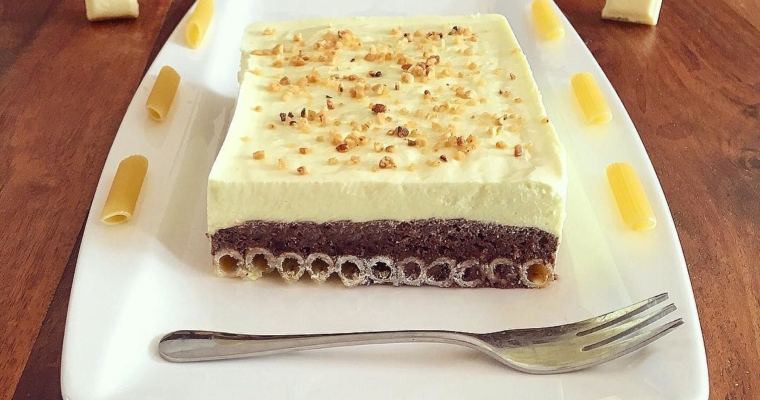 Süße Nudel Doppelschoko Haselnuss Kuchen