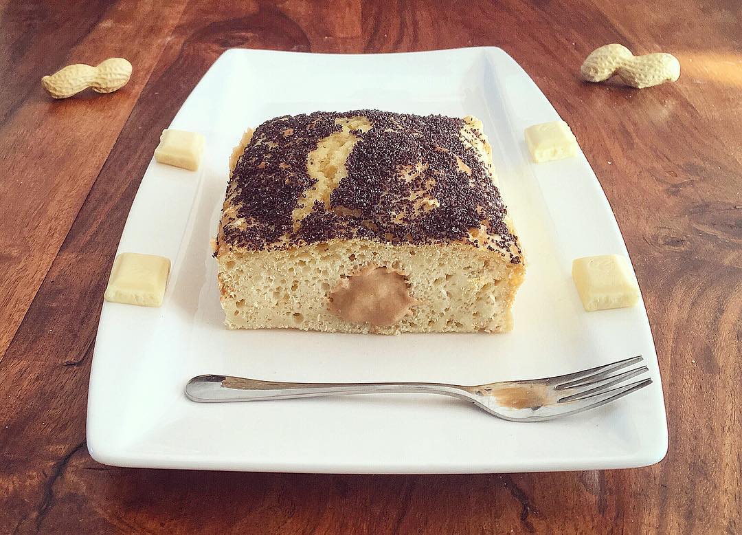 Weiße Schoki Mohn Erdnussbutter Kern Kuchen