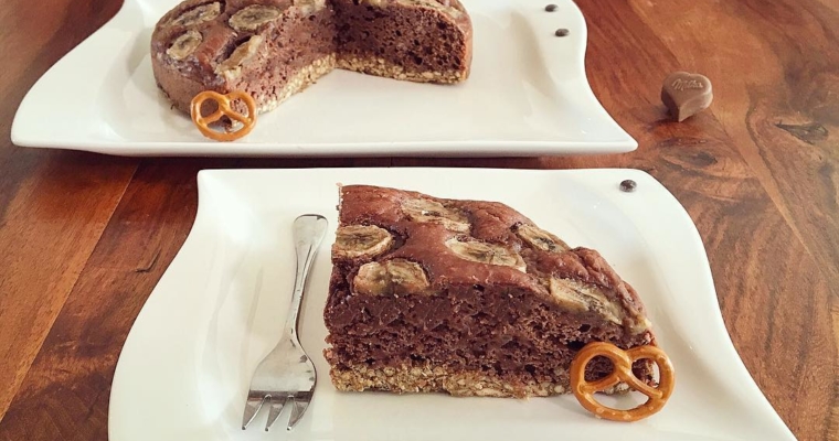 Pretzel Chocolate Banana Cake