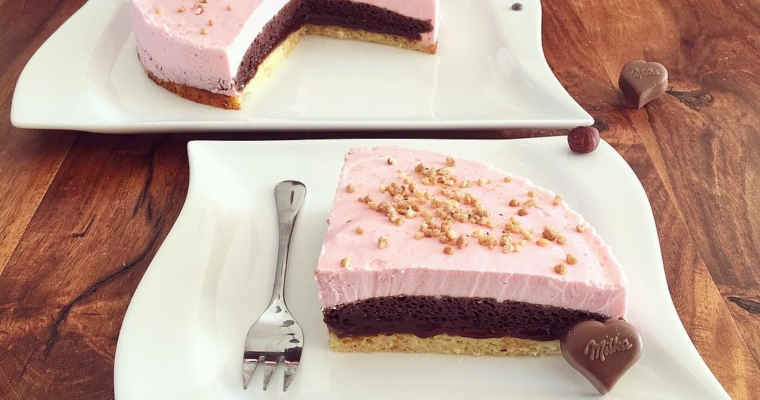 Pinker Doppelschokoboden Marmeladen Haselnuss Kuchen
