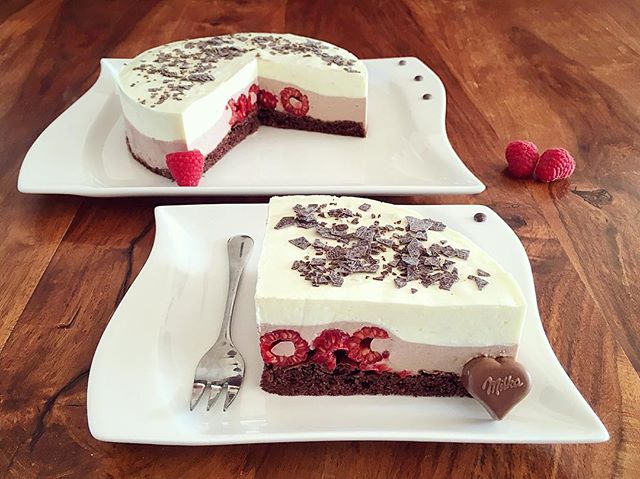 Chocolate Raspberry Dream Cake