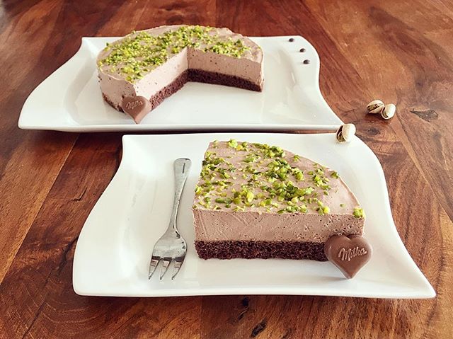 Schoko Mousse Pistazien Kuchen