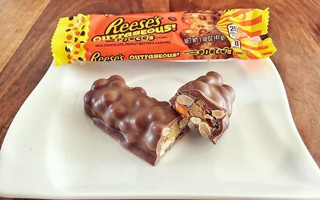 Reeses Outrageous Riegel
